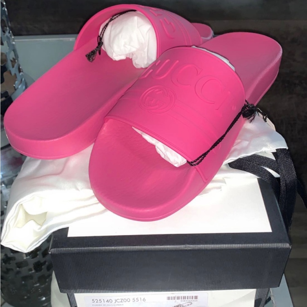 Rubber St Gucci print sandals - Picture 2 of 3